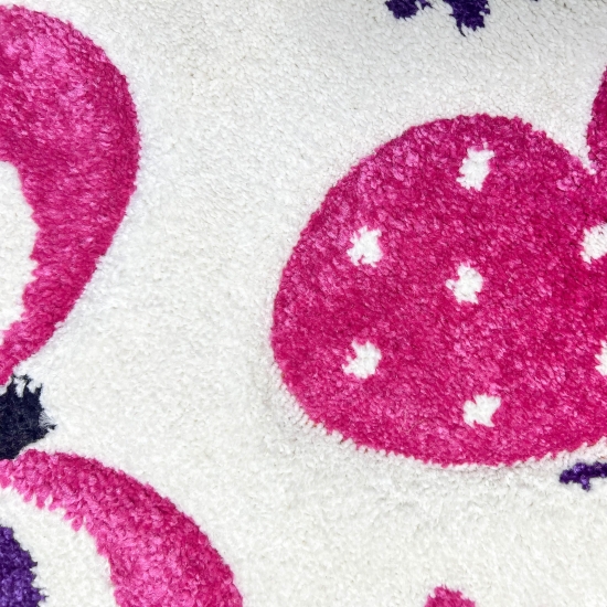 Preview: Teppich fürs Kinderzimmer mit Schmetterlingsmuster in creme pink läufer