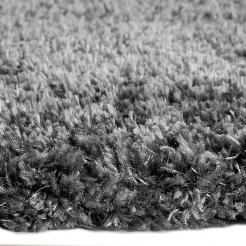 Klassischer Teppich hoher Flor und flauschig in anthrazit